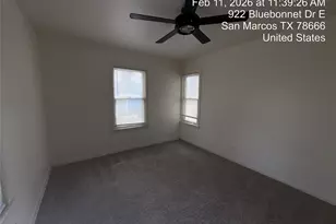 920-922 E Bluebonnet Dr, San Marcos, TX 78666 - Photo 9