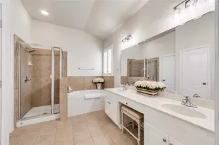 12920 Appaloosa Chase Dr, Austin, TX 78732 - Photo 13