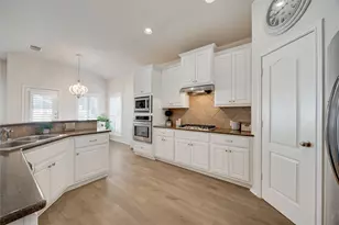 12920 Appaloosa Chase Dr, Austin, TX 78732 - Photo 5