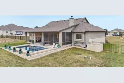 105 Houston Cove, Liberty Hill, TX 78642 - Photo 35