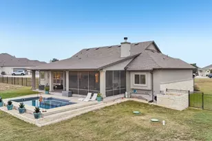 105 Houston Cove, Liberty Hill, TX 78642 - Photo 35