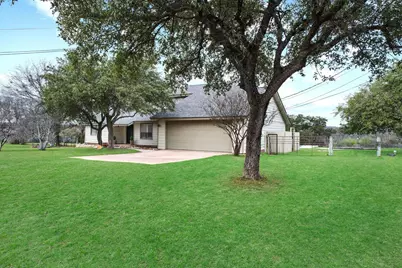 226 Mels Road, Spicewood, TX 78669 - Photo 21