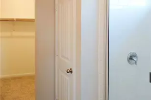 636 Donegal Ln, Georgetown, TX 78626 - Photo 9