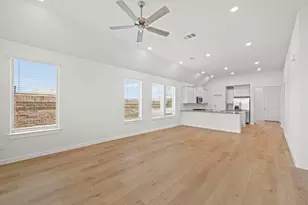 216 Rock Daisy Trl, Hutto, TX 78634 - Photo 3