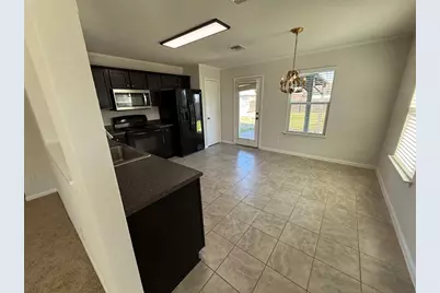 206 Windridge Drive N, Lockhart, TX 78644 - Photo 3