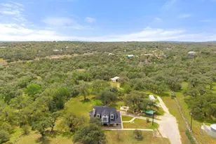 8139 Ozark Dr, San Marcos, TX 78666 - Photo 5