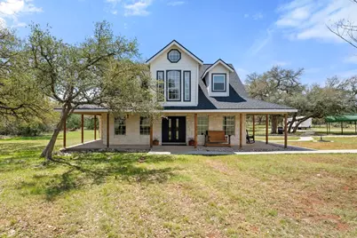 8139 Ozark Drive, San Marcos, TX 78666 - Photo 3