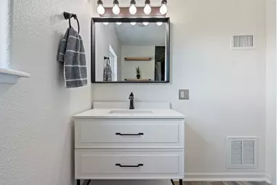 8139 Ozark Drive, San Marcos, TX 78666 - Photo 25