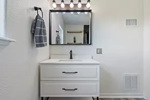 8139 Ozark Dr, San Marcos, TX 78666 - Photo 25