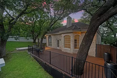 1815 Rue De St Tropez, Austin, TX 78746 - Photo 39