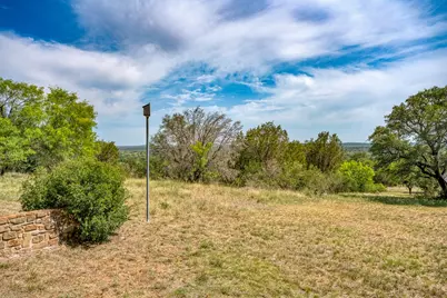 305 Onyx Drive, Horseshoe Bay, TX 78657 - Photo 31