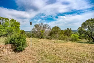 305 Onyx Dr, Horseshoe Bay, TX 78657 - Photo 31