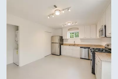 2200 Rosewood Avenue #D, Austin, TX 78702 - Photo 5