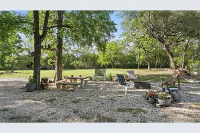 5775 County Road 200, Liberty Hill, TX 78642 - Photo 11