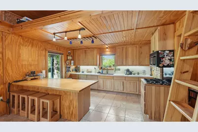 5775 County Road 200, Liberty Hill, TX 78642 - Photo 25