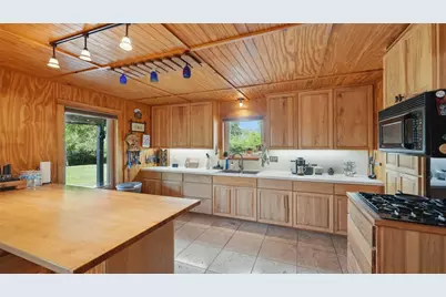 5775 County Road 200, Liberty Hill, TX 78642 - Photo 31