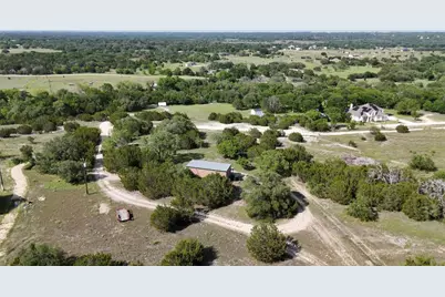 5775 County Road 200, Liberty Hill, TX 78642 - Photo 19