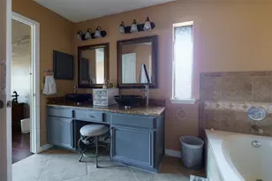 6700 Carisbrooke Ln, Austin, TX 78754 - Photo 13