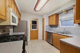 7903 Woodcroft Dr, Austin, TX 78749 - Photo 7