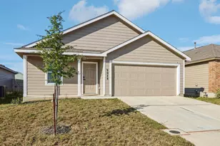 9028 James Bowie, Seguin, TX 78155 - Photo 1