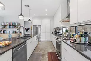 2213 E 5th St., Austin, TX 78702 - Photo 9