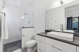 2213 E 5th St., Austin, TX 78702 - Photo 23
