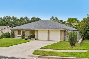 2717 Charlesworth Dr, Austin, TX 78745 - Photo 3