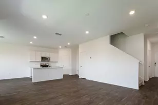 12112 Pike Bnd, Mustang Ridge, TX 78610 - Photo 5