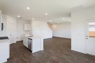 12112 Pike Bnd, Buda, TX 78610 - Photo 11