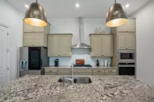 224 Diamondback Dr, Georgetown, TX 78628 - Photo 11