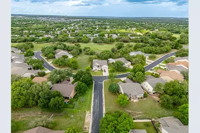 214 Summit Street, Georgetown, TX 78633 - Photo 5