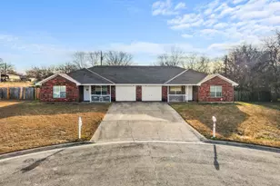 400 Topeka Ct, Nolanville, TX 76559 - Photo 1