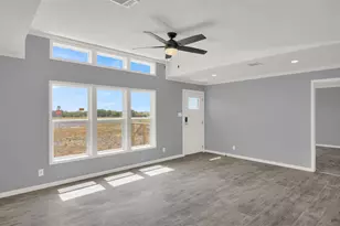 27 Co Rd 483, Taylor, TX 76574 - Photo 11