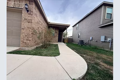 117 Kildeer Pass, Jarrell, TX 76537 - Photo 17