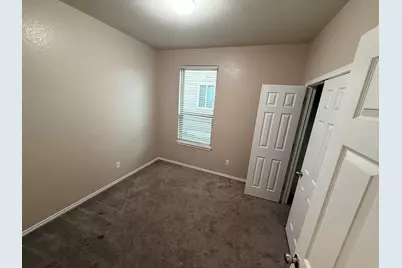 117 Kildeer Pass, Jarrell, TX 76537 - Photo 11