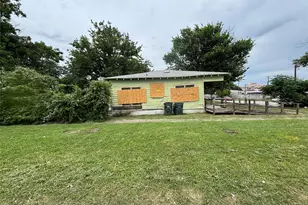 418 S 5th St, Temple, TX 76504 - Photo 3