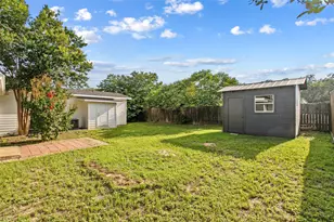 103 N Ave C, Johnson City, TX 78636 - Photo 33