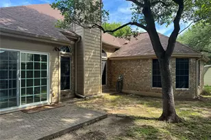 8001 Tallyho Trail, Austin, TX 78729 - Photo 19