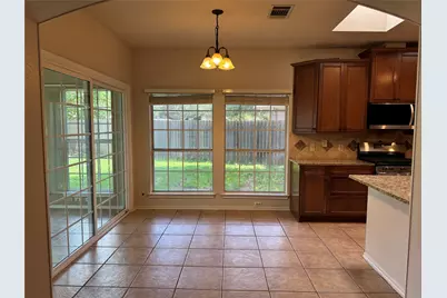 8001 Tallyho Trail, Austin, TX 78729 - Photo 11