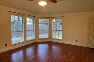 8001 Tallyho Trail, Austin, TX 78729 - Photo 17