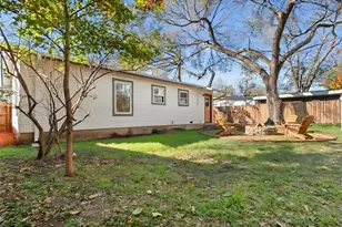 904 Plateau Cir, Austin, TX 78745 - Photo 19