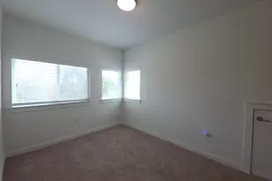 6800 Manchaca Rd, Austin, TX 78745 - Photo 13
