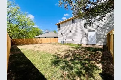 8511 Apple Carrie Cove #B, Austin, TX 78745 - Photo 21