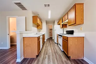 8511 Apple Carrie Cove, Austin, TX 78745 - Photo 5