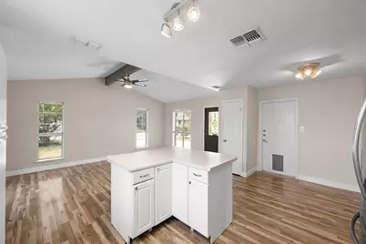 12517 Limerick Avenue, Austin, TX 78727 - Photo 9