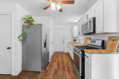 617 Johnson Street, Bertram, TX 78605 - Photo 11