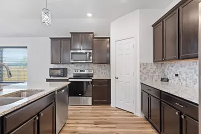 9115 Hidden Oaks Drive, Temple, TX 76502 - Photo 9