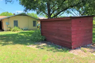 1405 Kamar Dr, Austin, TX 78757 - Photo 25