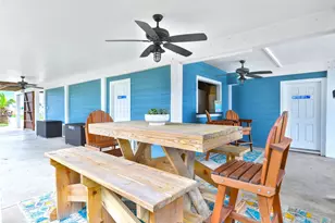 16619 Jamaica Cove Rd, Jamaica Beach, TX 77554 - Photo 7