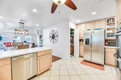 16619 Jamaica Cove Road, Jamaica Beach, TX 77554 - Photo 21